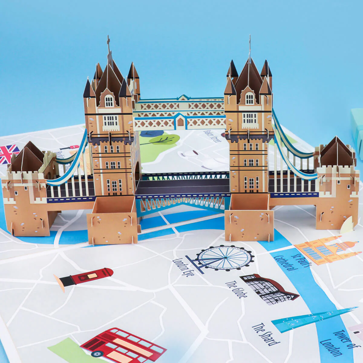 Tower Bridge Pop Up Card - Image 3